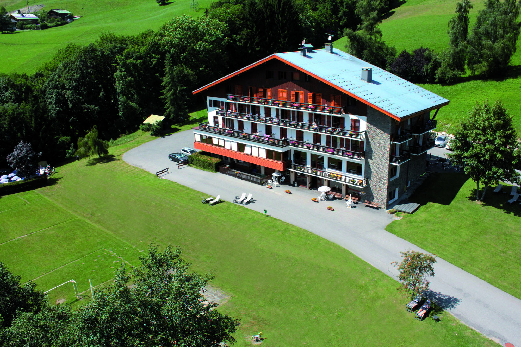Hotel Vacances Bleues Les Chalets Du Prariand Межев Екстер'єр фото